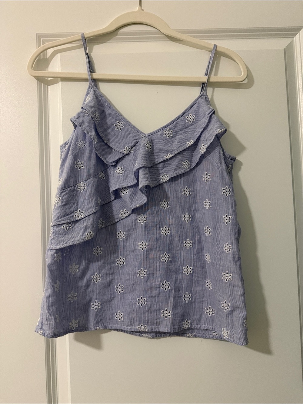 H&M 100% cotton camo top size 0